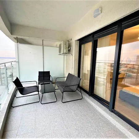 Casa Del Mar Apartment